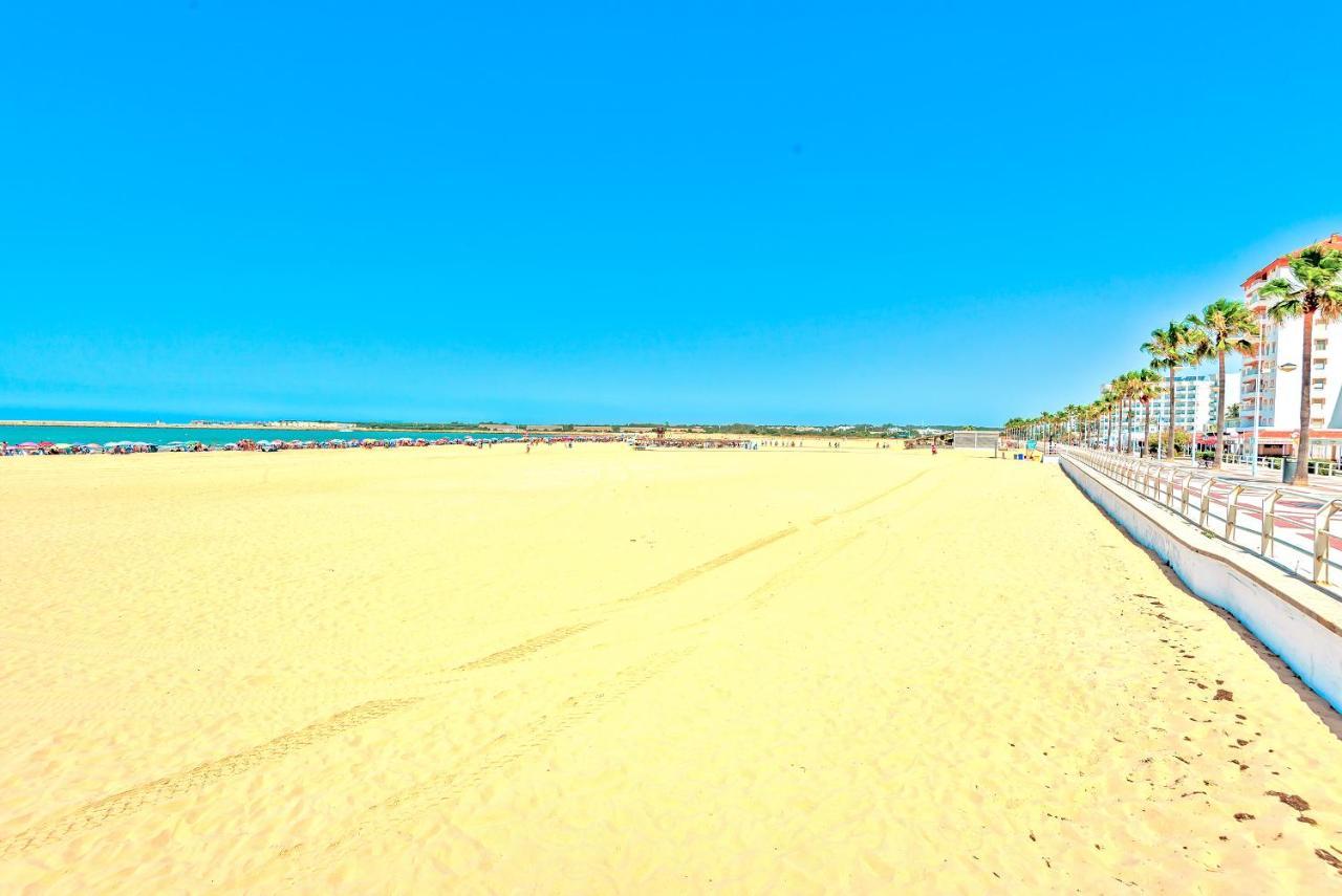 Ocean View Beach Apartment With Pool & Balconies El Puerto de Santa María Esterno foto